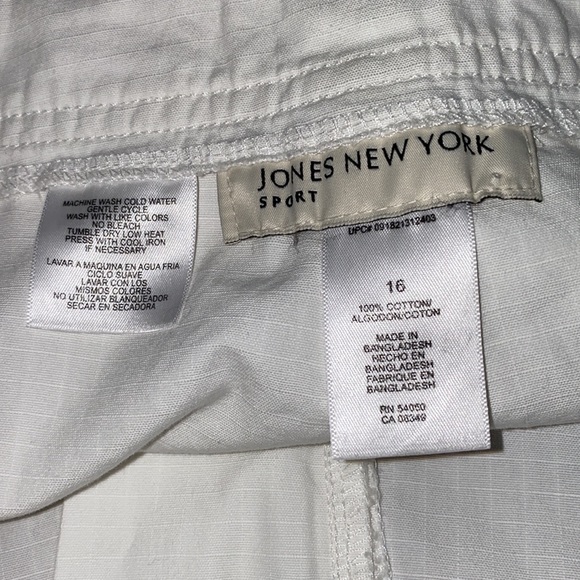 New cargo shorts - Picture 4 of 5